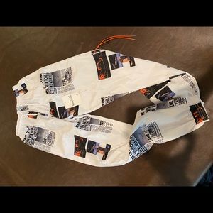 Brand new light weight pant